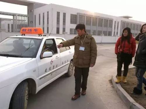 汽車(chē)陪練老師：今天起，我再也不想騙人了！
