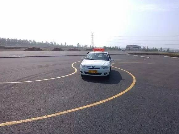 少壯不努力，長(zhǎng)大當(dāng)陪練老師